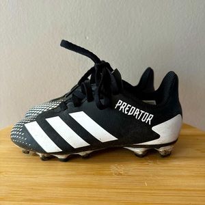 Adidas Predator | Soccer Cleats